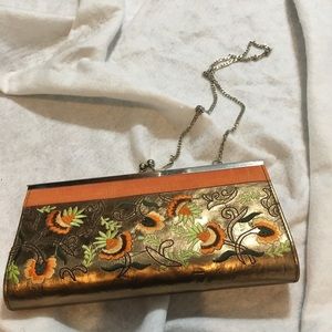 Clutch purse